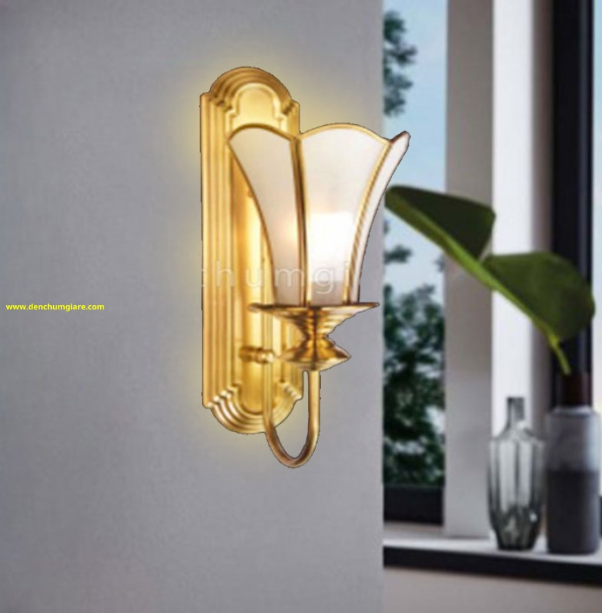 Đèn treo tường đồng NV 2208/1