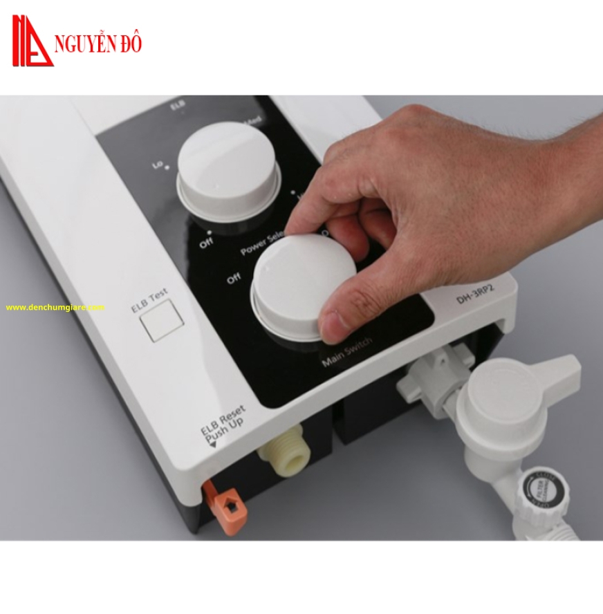 Máy nước nóng trực tiếp Panasonic DH-3RP2VK có bơm trợ lực, dòng tiêu chuẩn điều chỉnh nhiệt độ theo 3 cấp độ 