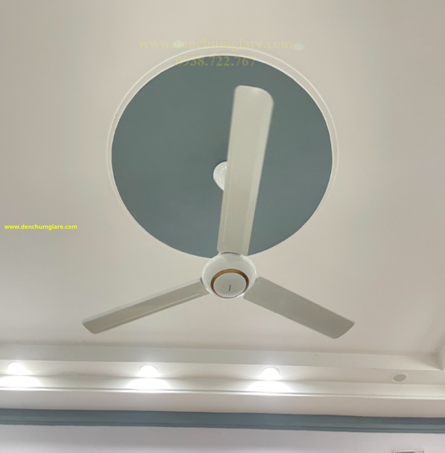 Quạt trần Panasonic 3 cánh F-60MZ2 màu trắng thiết kế cánh quạt dạng 3D tạo luồn gió mát mẻ