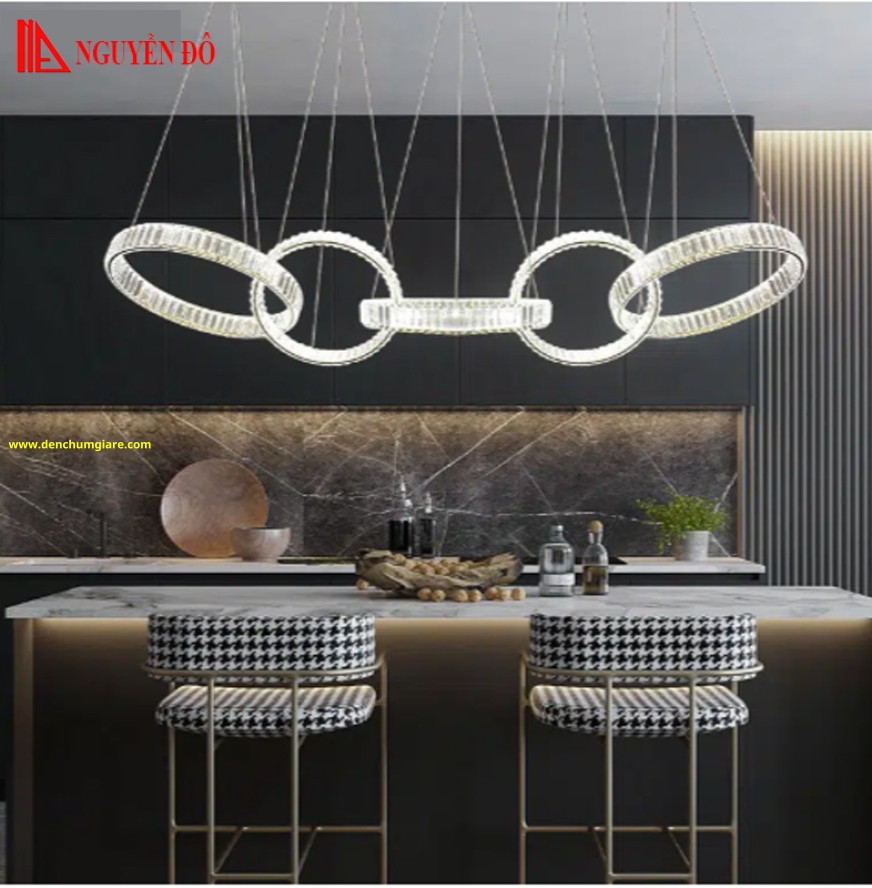 Đèn thả hiện đại, đèn thả pha lê TH-8316, 3 chế độ ánh sáng, tạo hình bởi 5 vòng pha lê cao cấp